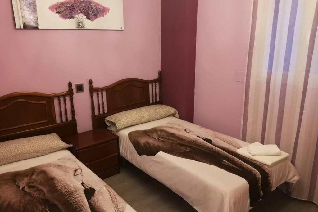 Apartamento Centrico , Wifi + Desayuno Logrono Luaran gambar